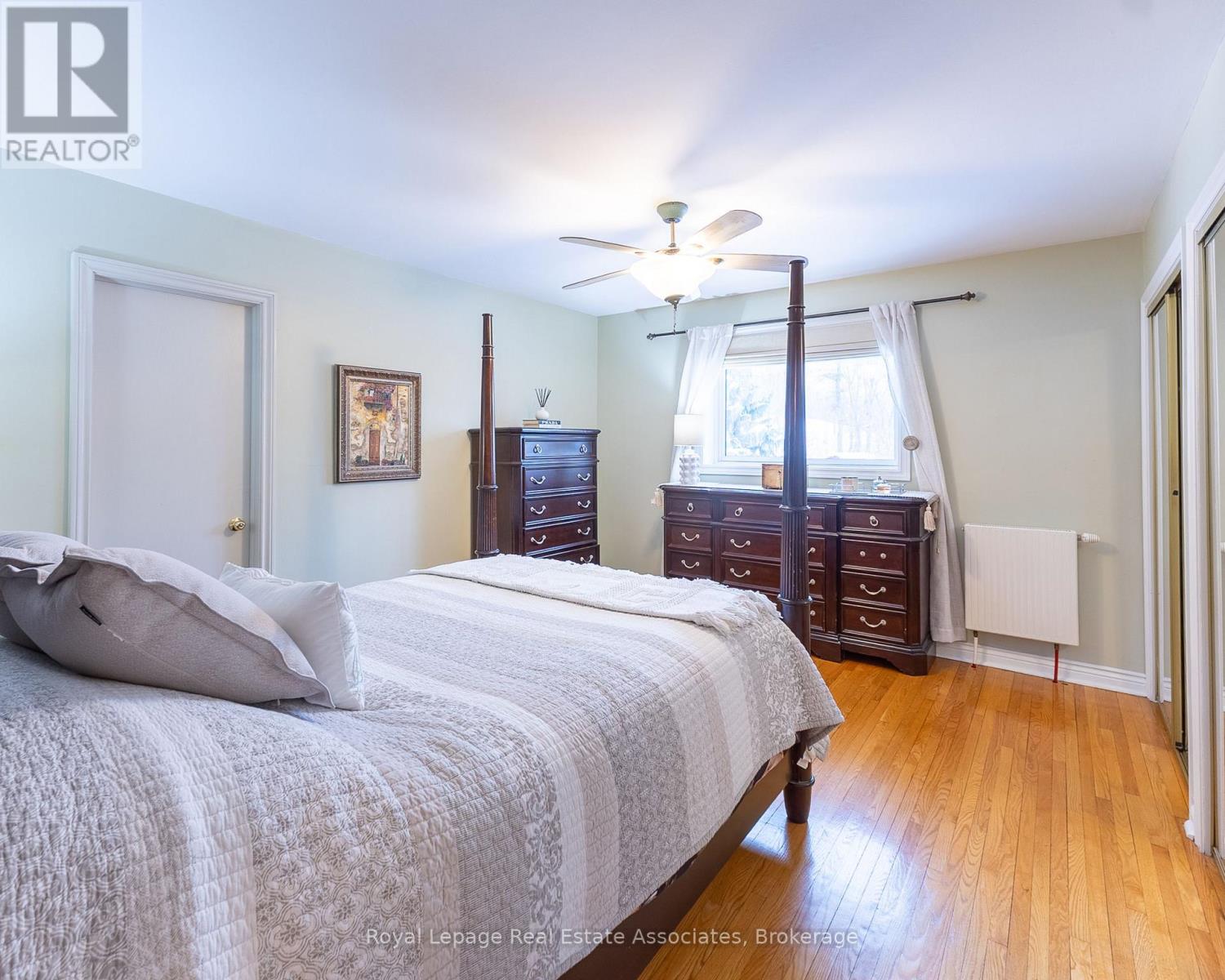 13931 Cromar Court, Halton Hills, Ontario  L7G 4S5 - Photo 14 - W12814504