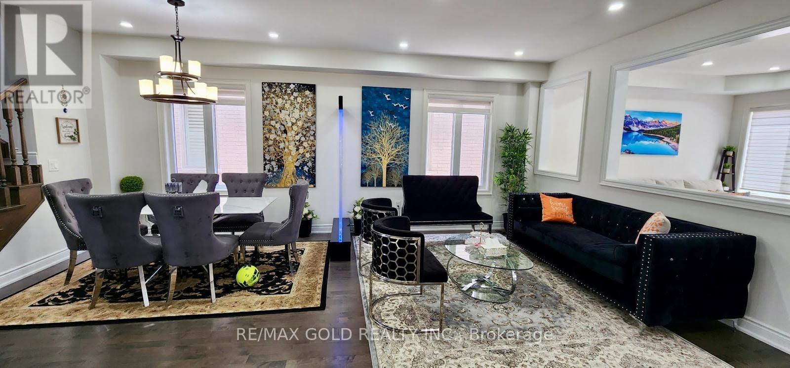 298 Etheridge Avenue, Milton, Ontario  L9E 1H7 - Photo 10 - W12814514