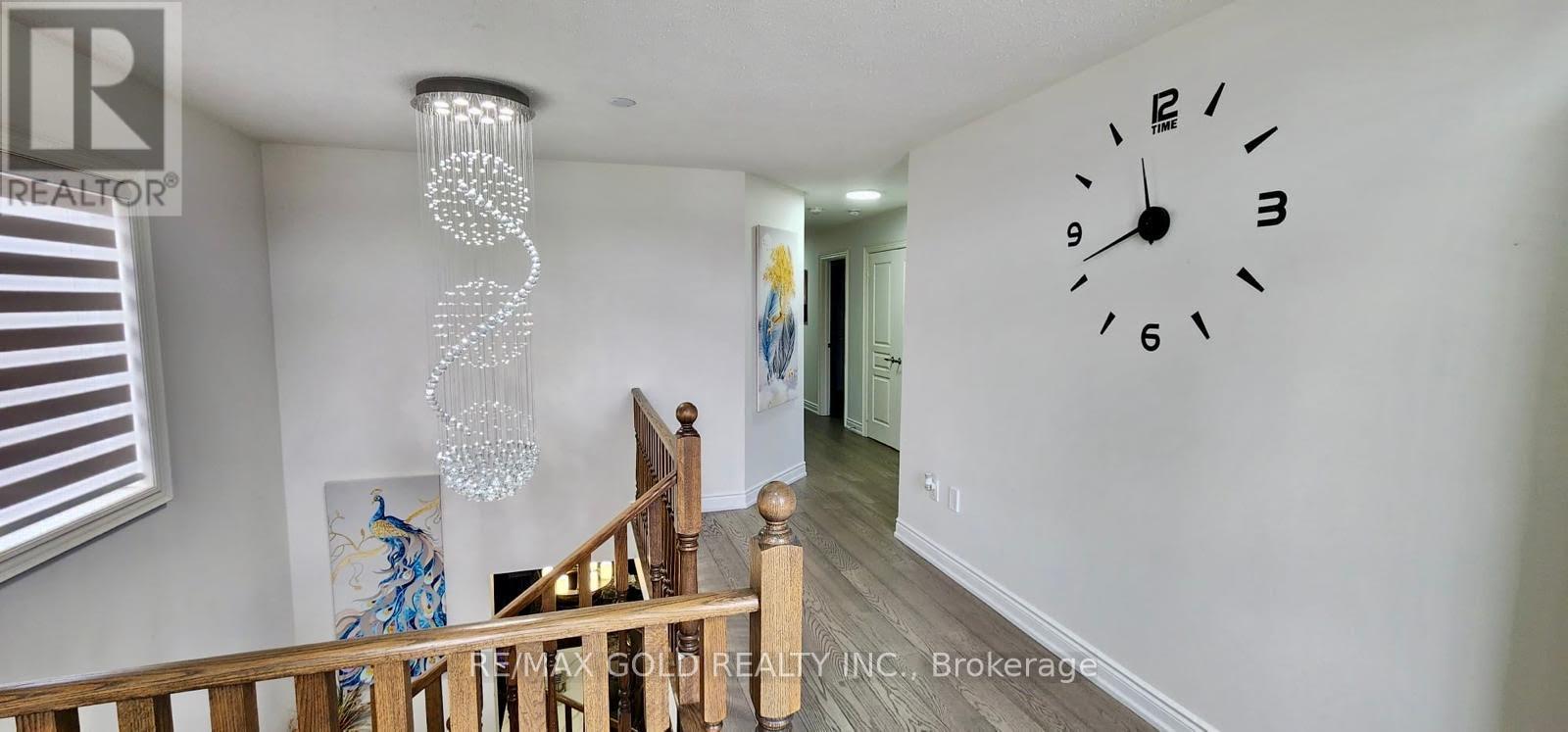 298 Etheridge Avenue, Milton, Ontario  L9E 1H7 - Photo 18 - W12814514