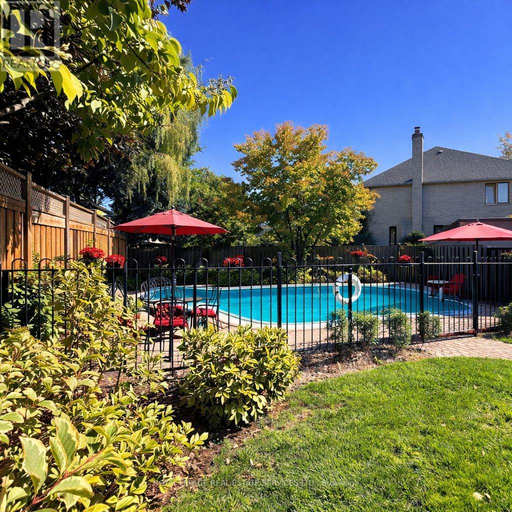 2017 Peak Place, Oakville, Ontario  L6H 5T2 - Photo 40 - W12814534