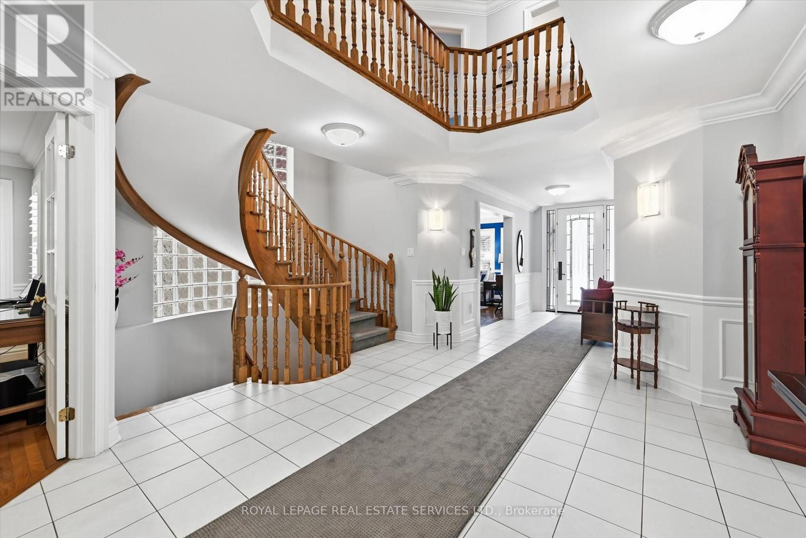 2017 Peak Place, Oakville, Ontario  L6H 5T2 - Photo 8 - W12814534