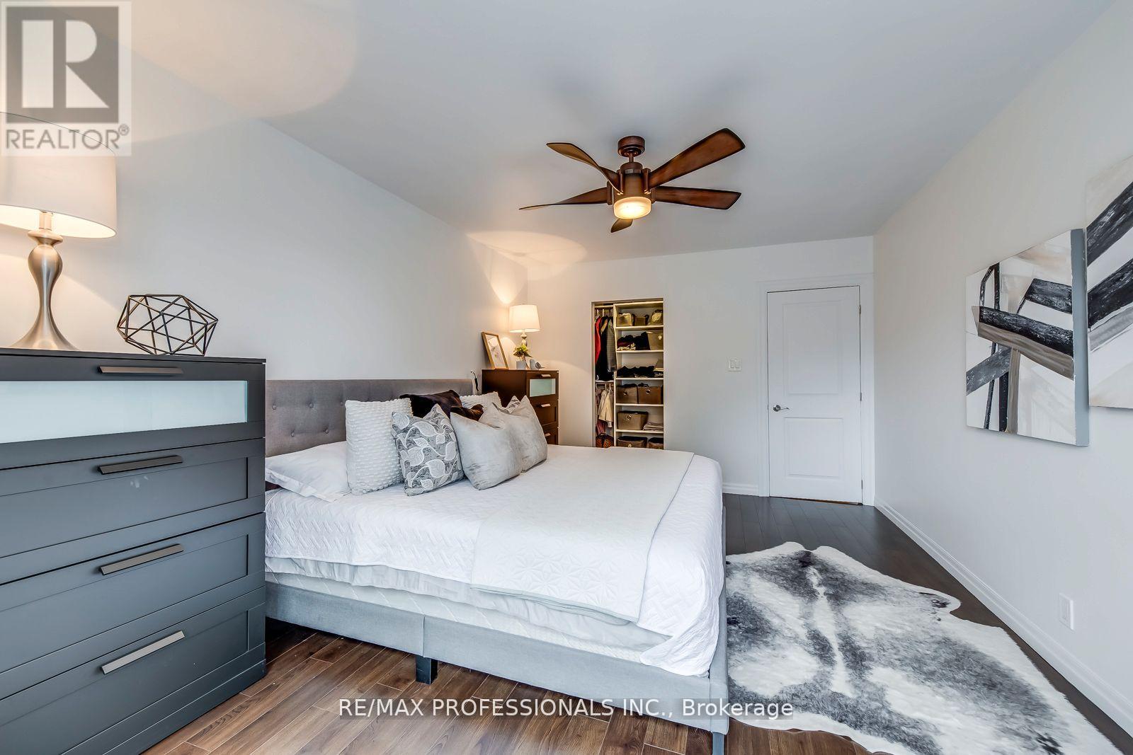 51 - 4345 Bloor Street W, Toronto, Ontario  M9C 2A4 - Photo 23 - W12814580