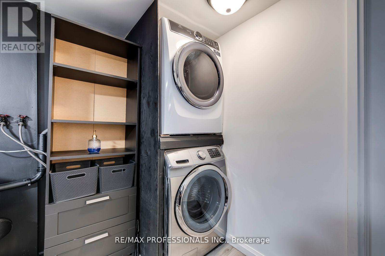 51 - 4345 Bloor Street W, Toronto, Ontario  M9C 2A4 - Photo 35 - W12814580