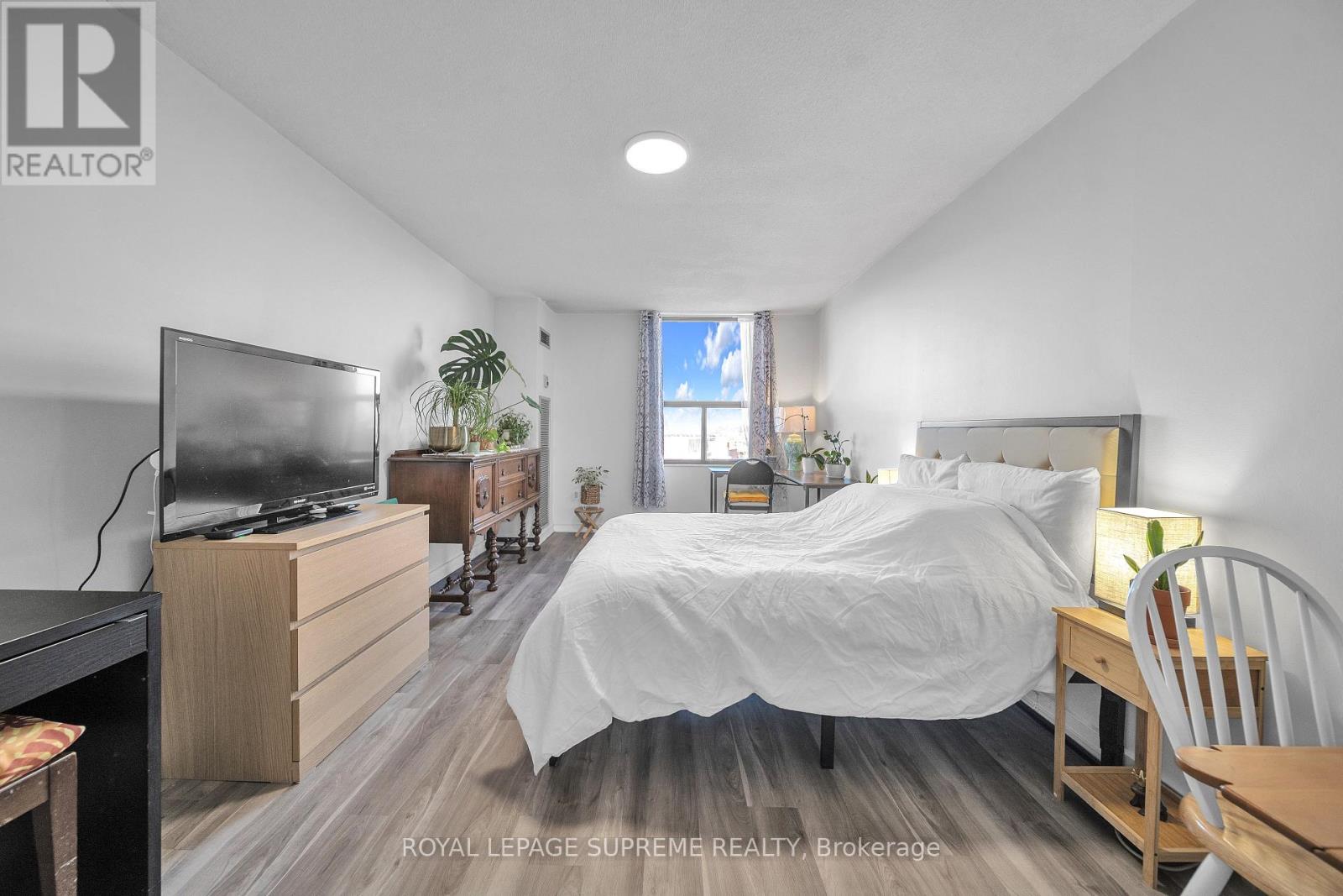 602 - 75 Emmett Avenue, Toronto, Ontario  M6M 5A7 - Photo 35 - W12814596