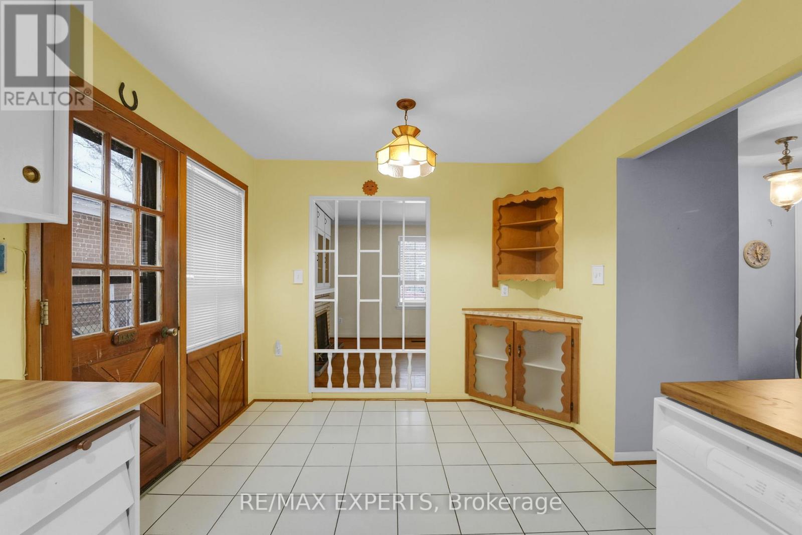 19 Burgby Avenue, Brampton, Ontario  L6X 2G7 - Photo 17 - W12814616