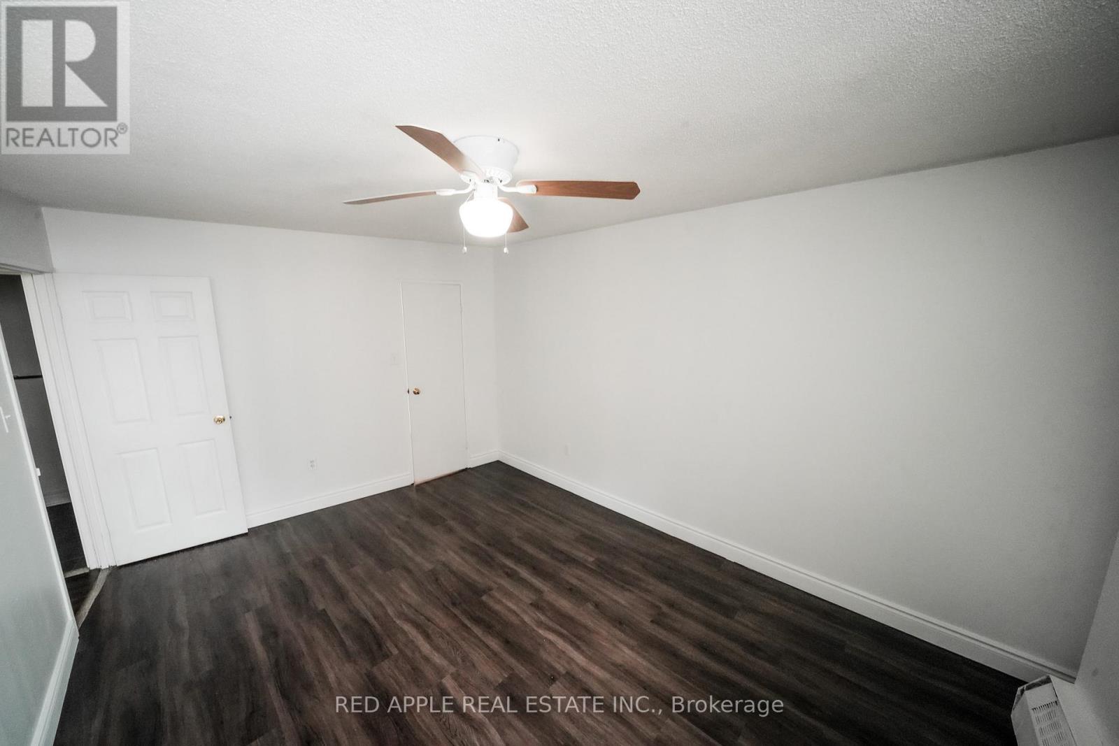 702 - 380 Dixon Road, Toronto, Ontario  M9R 1T3 - Photo 12 - W12814698