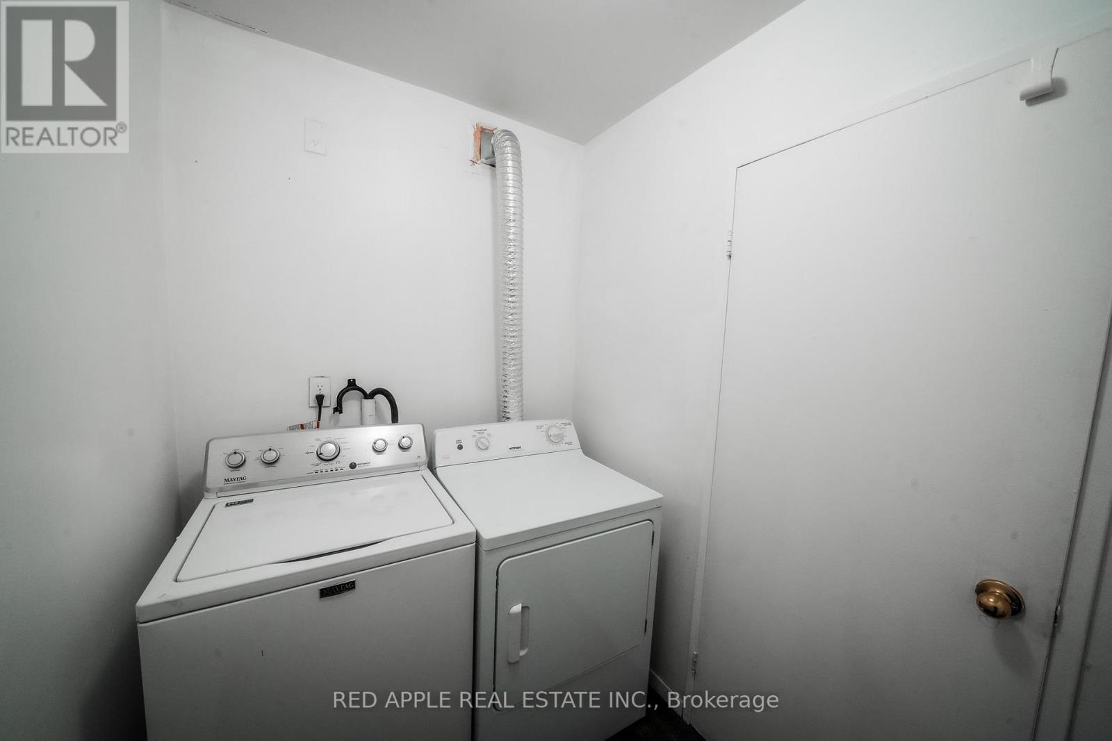 702 - 380 Dixon Road, Toronto, Ontario  M9R 1T3 - Photo 22 - W12814698