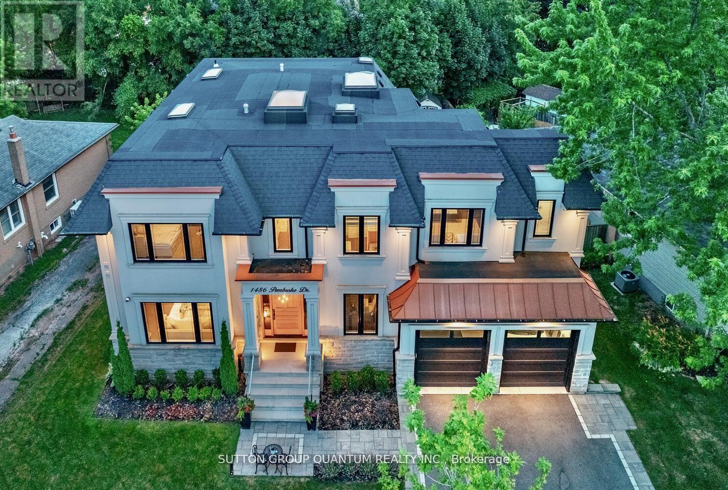 1486 PEMBROKE DRIVE, Oakville, Ontario
