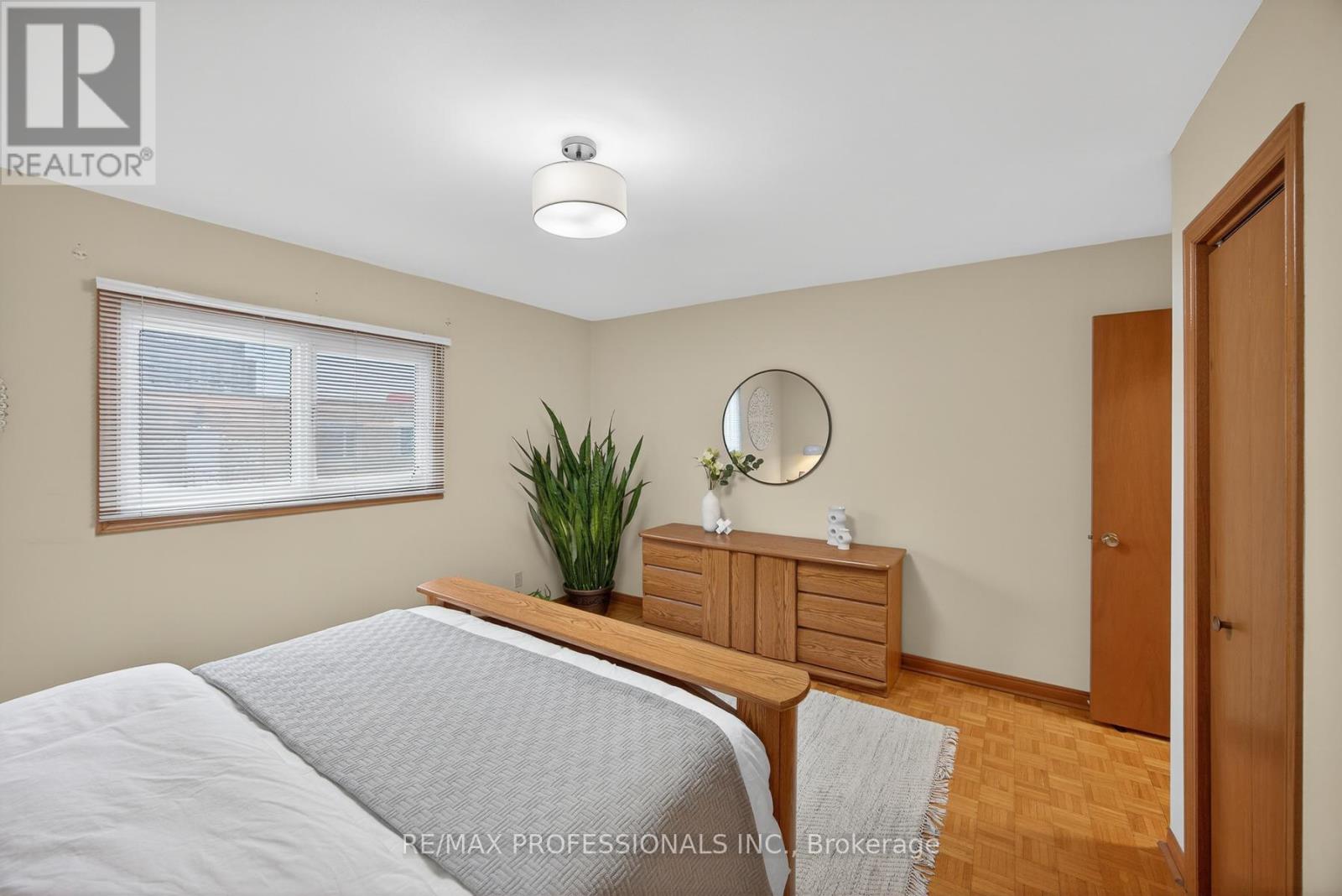 3 Brandon Avenue, Toronto, Ontario  M6H 2C8 - Photo 14 - W12814802