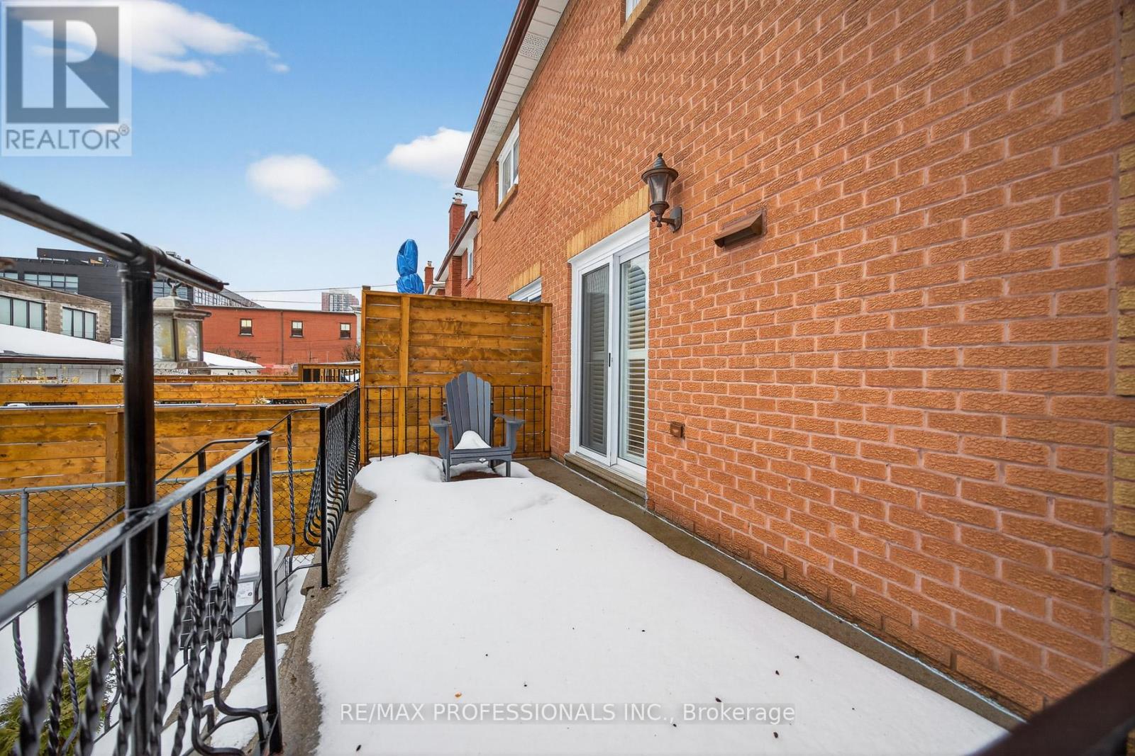 3 Brandon Avenue, Toronto, Ontario  M6H 2C8 - Photo 25 - W12814802