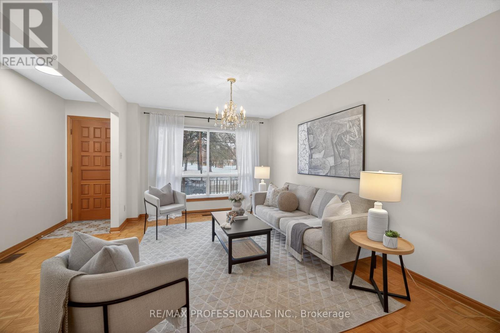 3 Brandon Avenue, Toronto, Ontario  M6H 2C8 - Photo 4 - W12814802