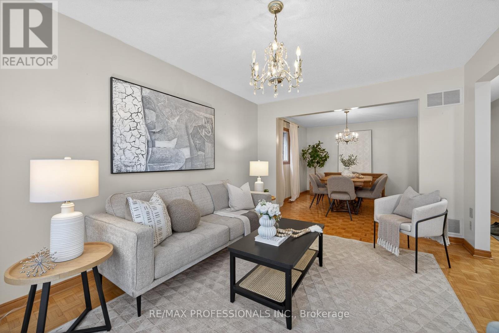 3 Brandon Avenue, Toronto, Ontario  M6H 2C8 - Photo 5 - W12814802