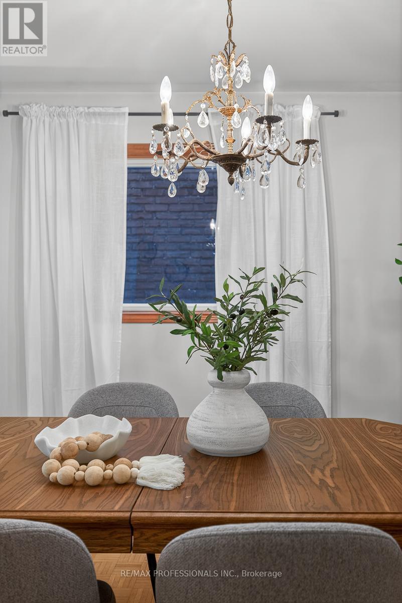 3 Brandon Avenue, Toronto, Ontario  M6H 2C8 - Photo 8 - W12814802