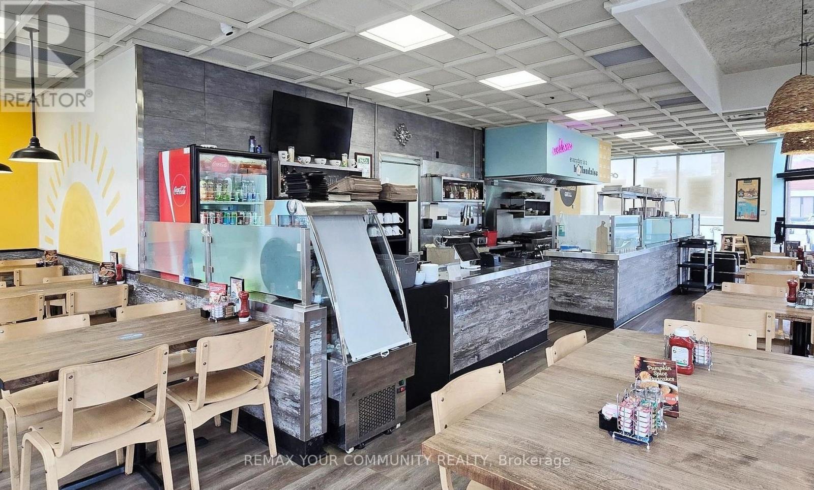 2777 Steeles Avenue W, Toronto, Ontario  M3J 3K5 - Photo 8 - W12814804