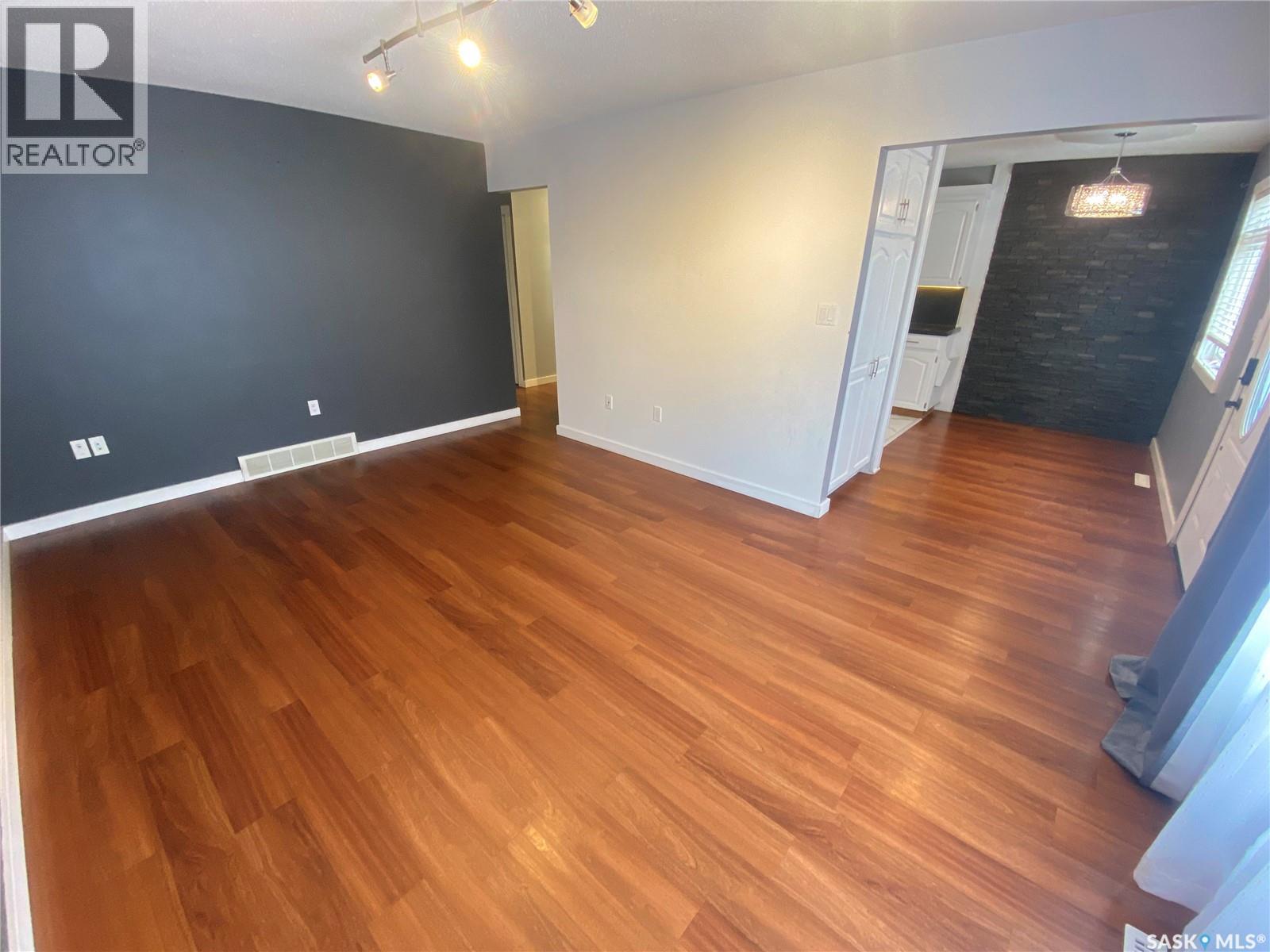 15 Redwood Drive, Yorkton, Saskatchewan  S3N 2N3 - Photo 6 - SK029004