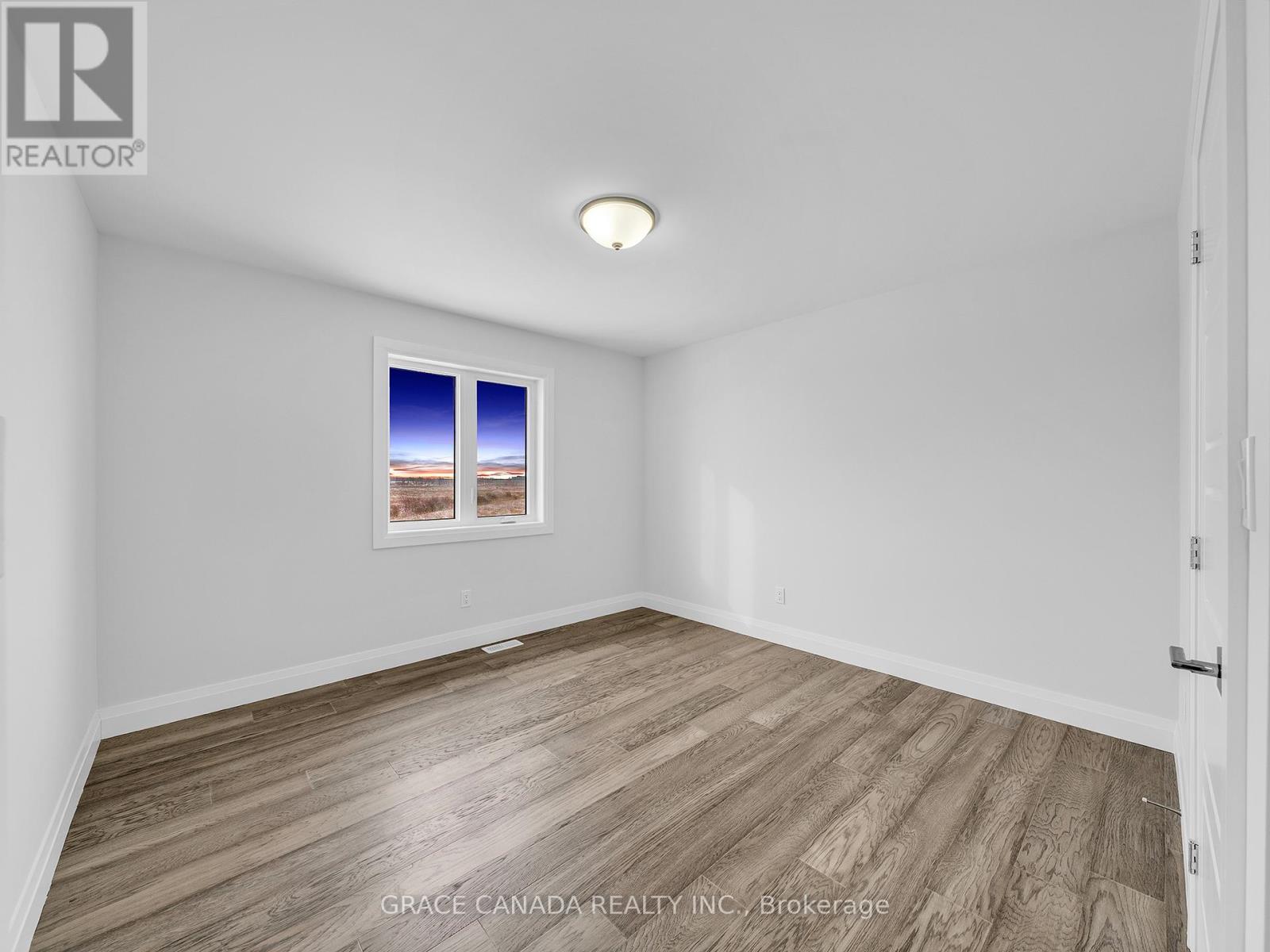 118 Bear Street, Essex, Ontario  N8M 0A9 - Photo 30 - X12814566