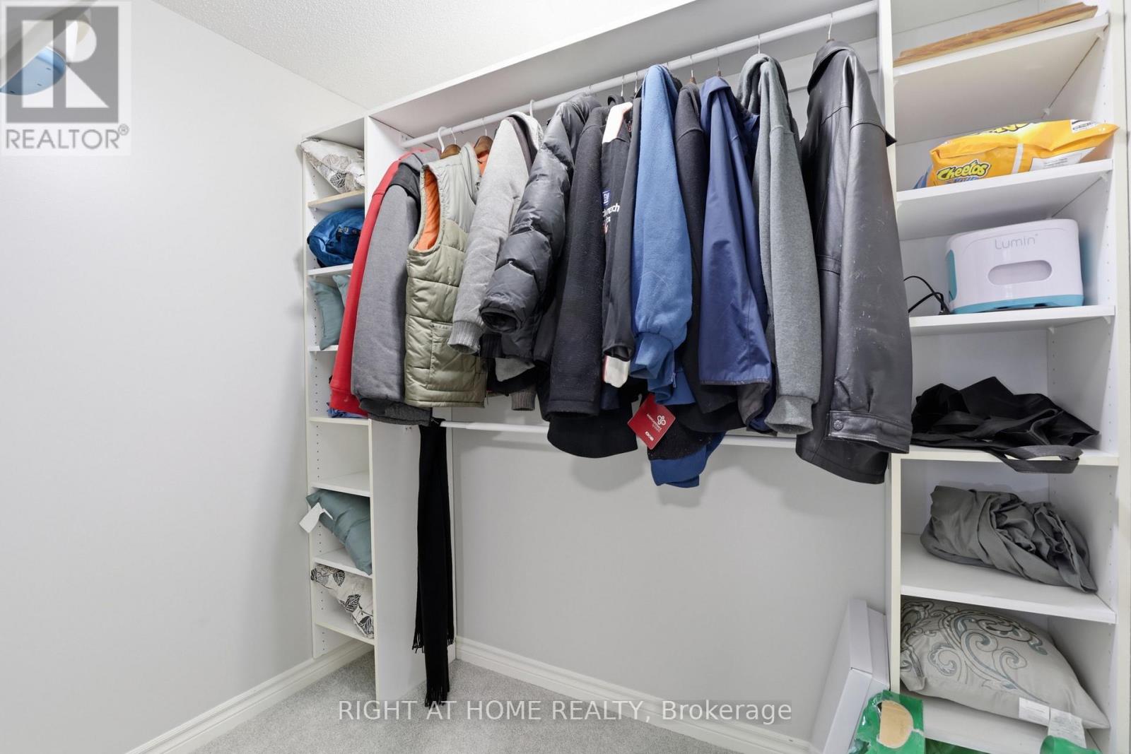 29 Chipman Avenue, Hamilton, Ontario  L9A 2S9 - Photo 9 - X12814656