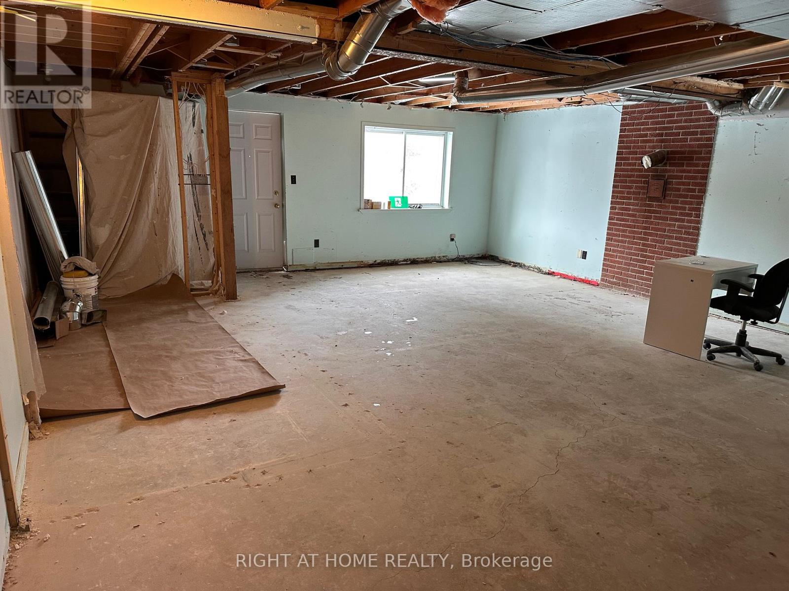 B - 28 Brock Road N, Puslinch, Ontario  N1H 6H9 - Photo 9 - X12814740