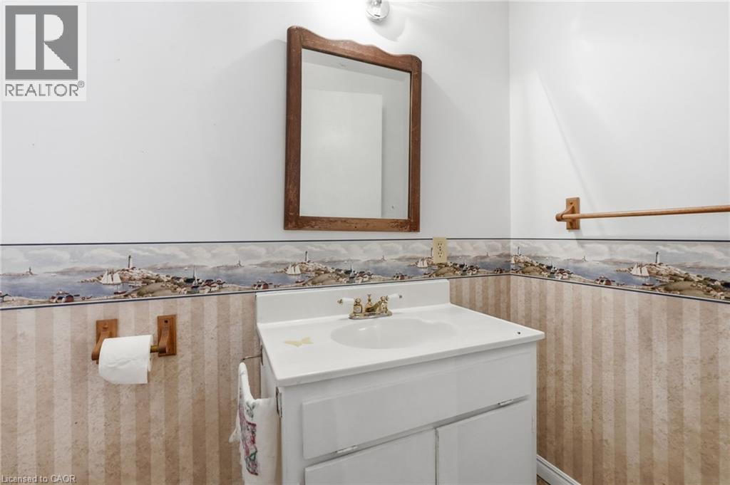 66 Geneva Crescent, Kitchener, Ontario  N2E 1M9 - Photo 39 - 40805807