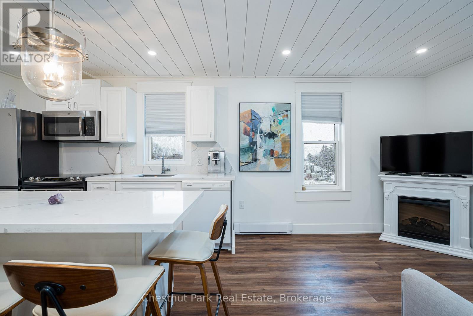 303 - 110 Sykes Street N, Meaford, Ontario  N4L 1S6 - Photo 7 - X12814816