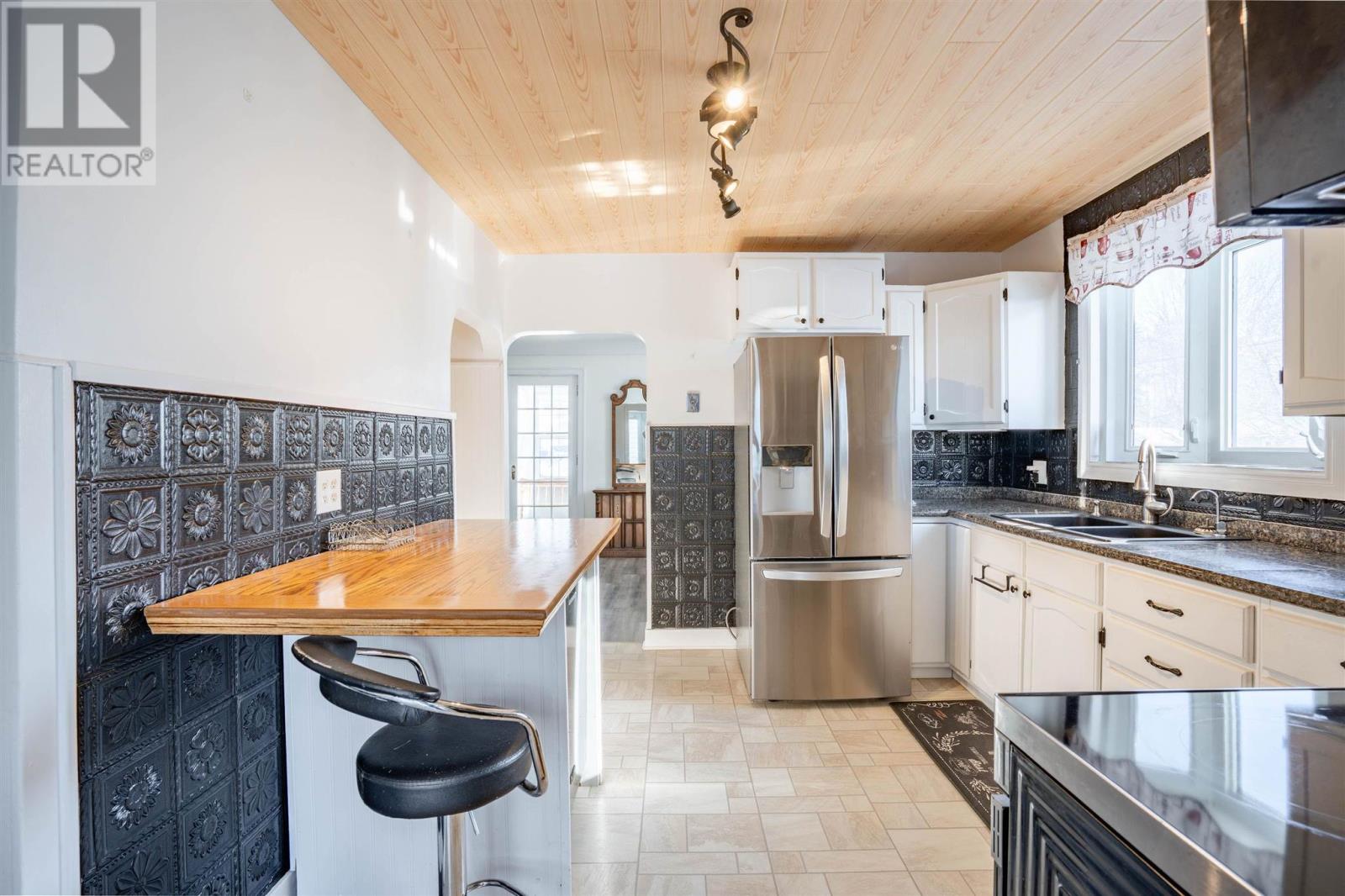 543 Morin St, Sault Ste. Marie, Ontario  P6C 3G1 - Photo 23 - SM260255