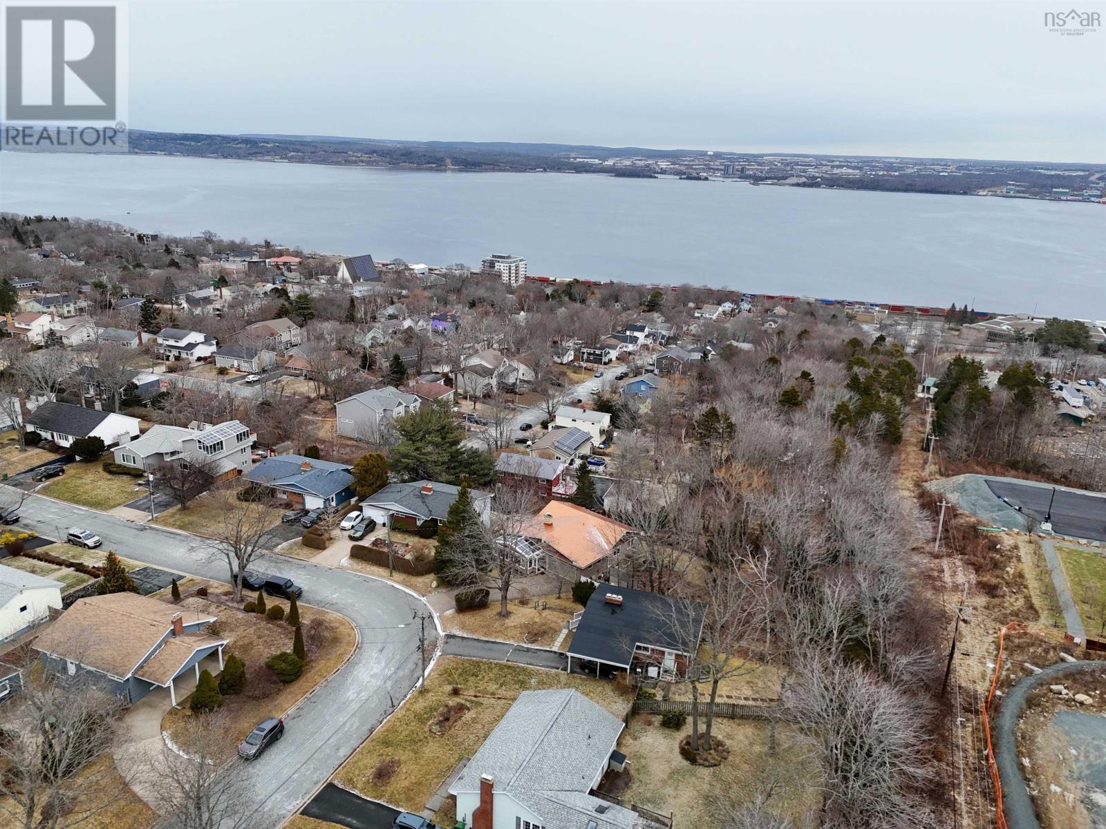 12 Canary Crescent, Halifax, Nova Scotia  B3M 1R1 - Photo 3 - 202601186