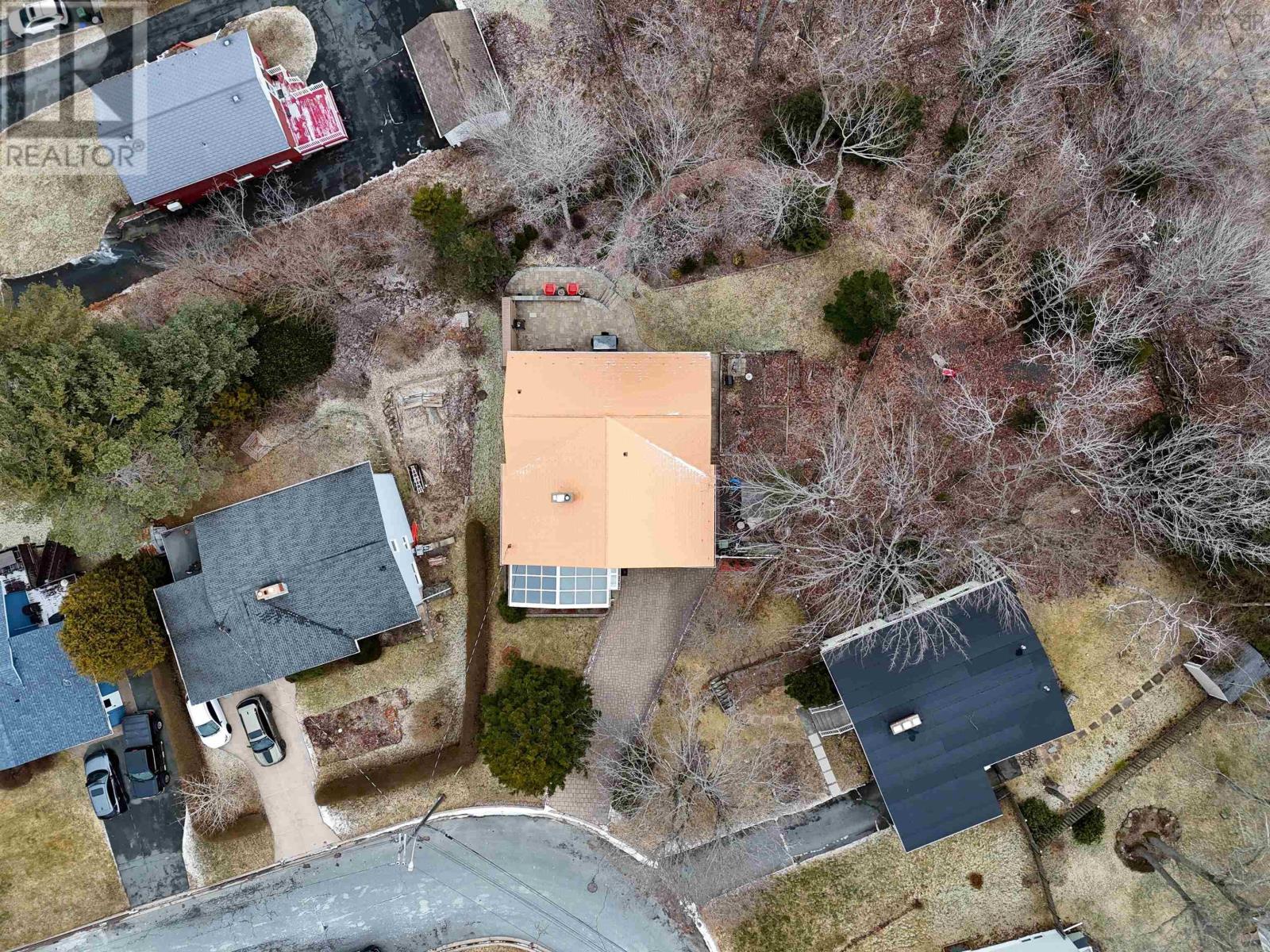 12 Canary Crescent, Halifax, Nova Scotia  B3M 1R1 - Photo 4 - 202601186