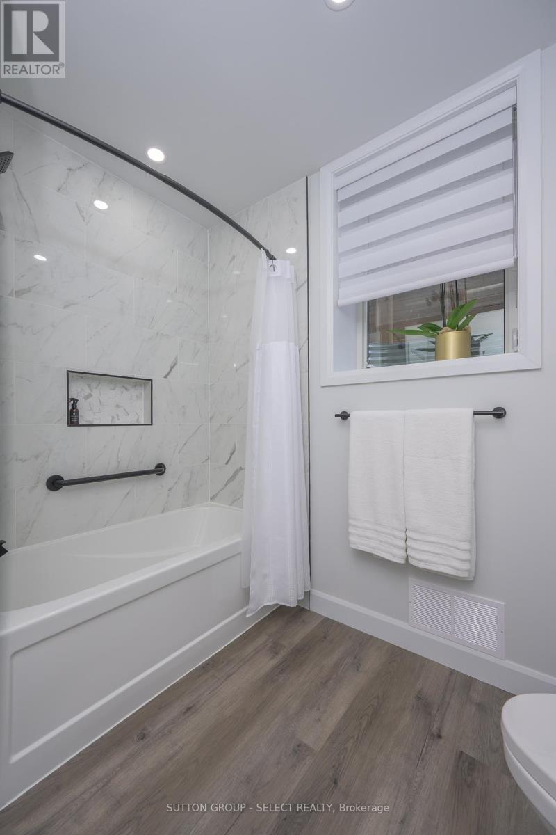 1308 Sandbar Street, London North, Ontario  N6H 5J9 - Photo 31 - X12813888