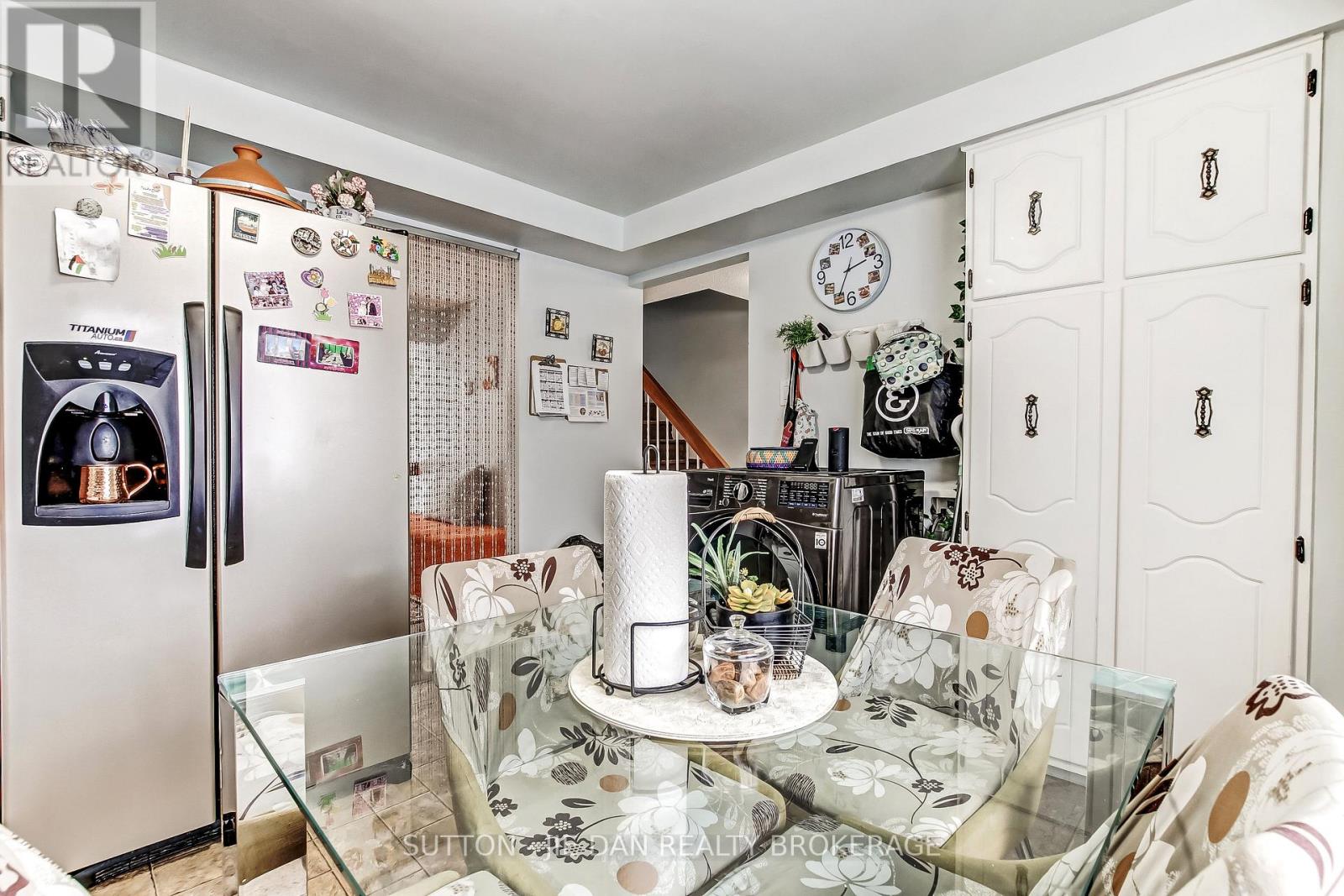 44 - 300 Sandringham Crescent, London South, Ontario  N6C 5B4 - Photo 6 - X12814834