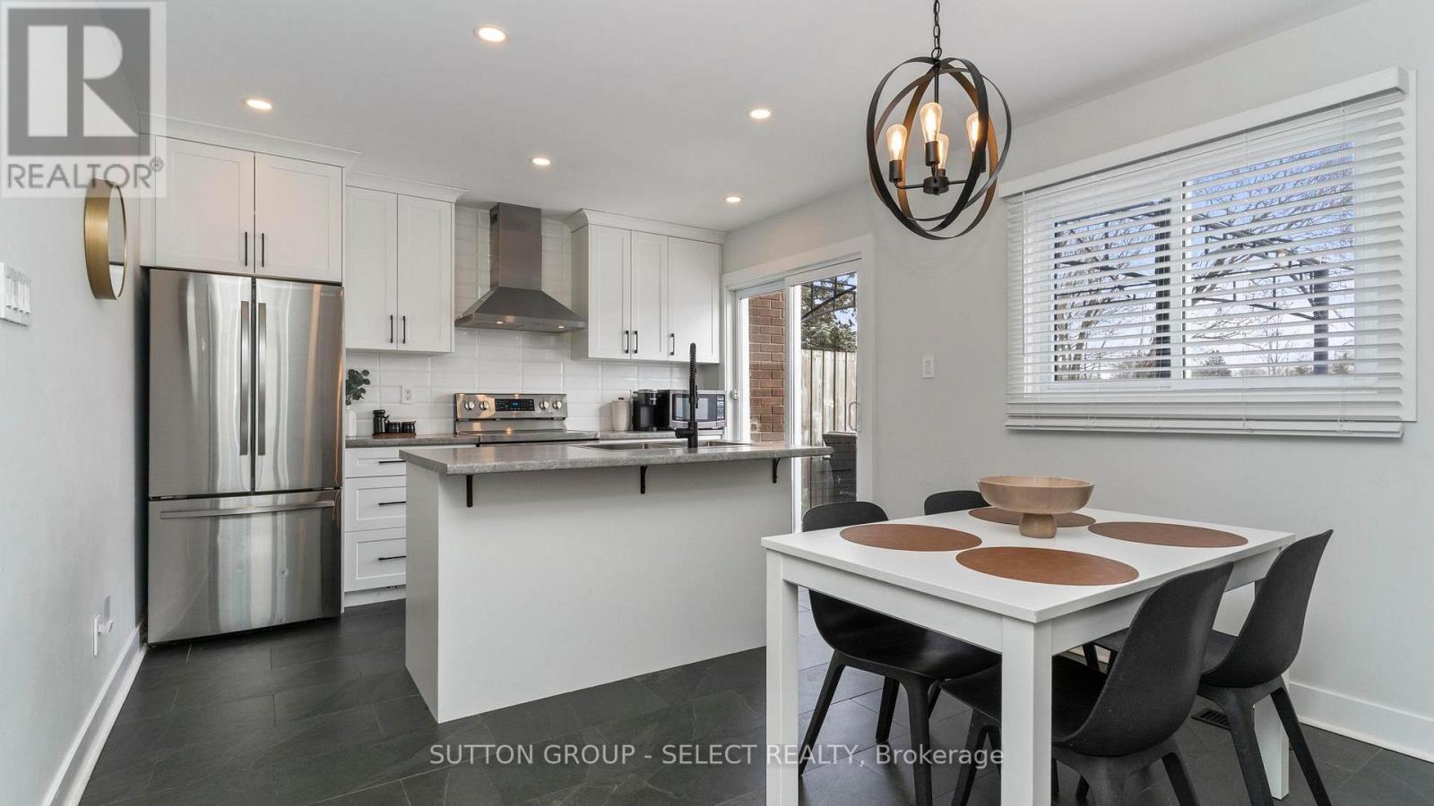 295 Admiral Drive, London East, Ontario  N5V 1J2 - Photo 14 - X12814848