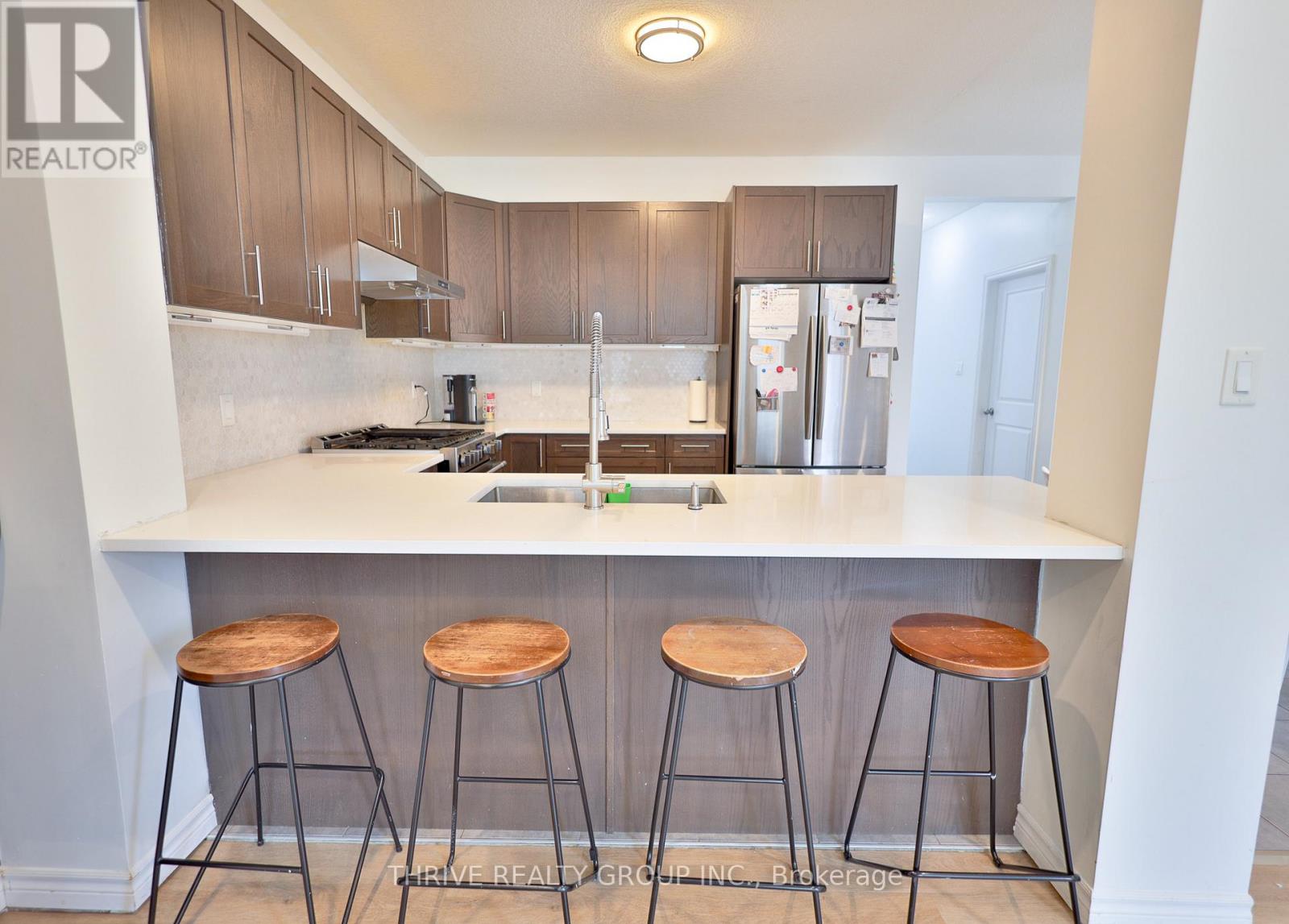 Upper Unit - 2059 Cedarpark Drive, London North, Ontario  N5X 0N2 - Photo 14 - X12814876