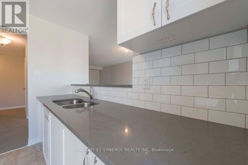 82 Feathertop Lane, Ottawa, Ontario  K2V 0K7 - Photo 14 - X12814836