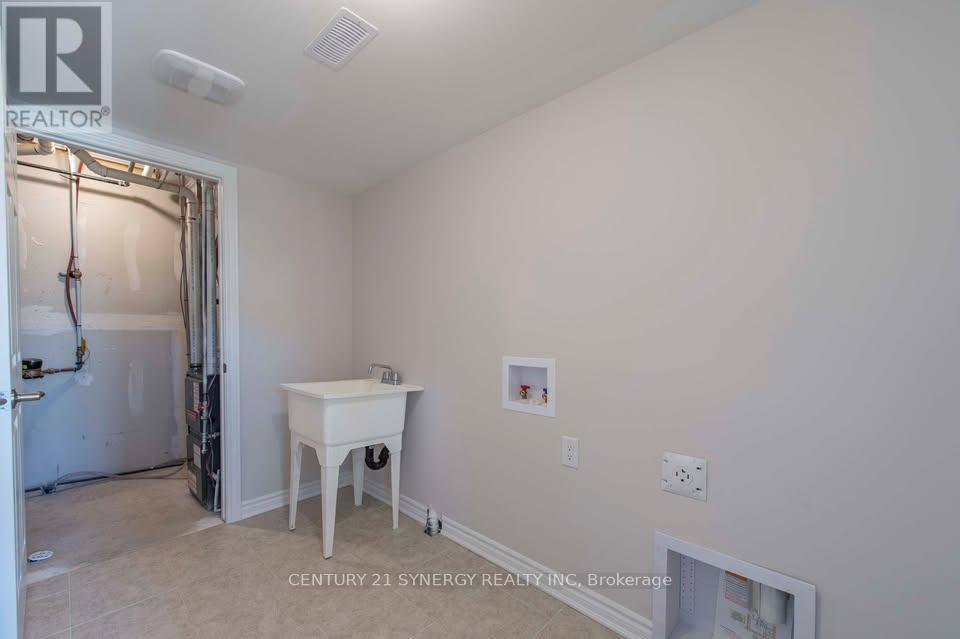 82 Feathertop Lane, Ottawa, Ontario  K2V 0K7 - Photo 6 - X12814836