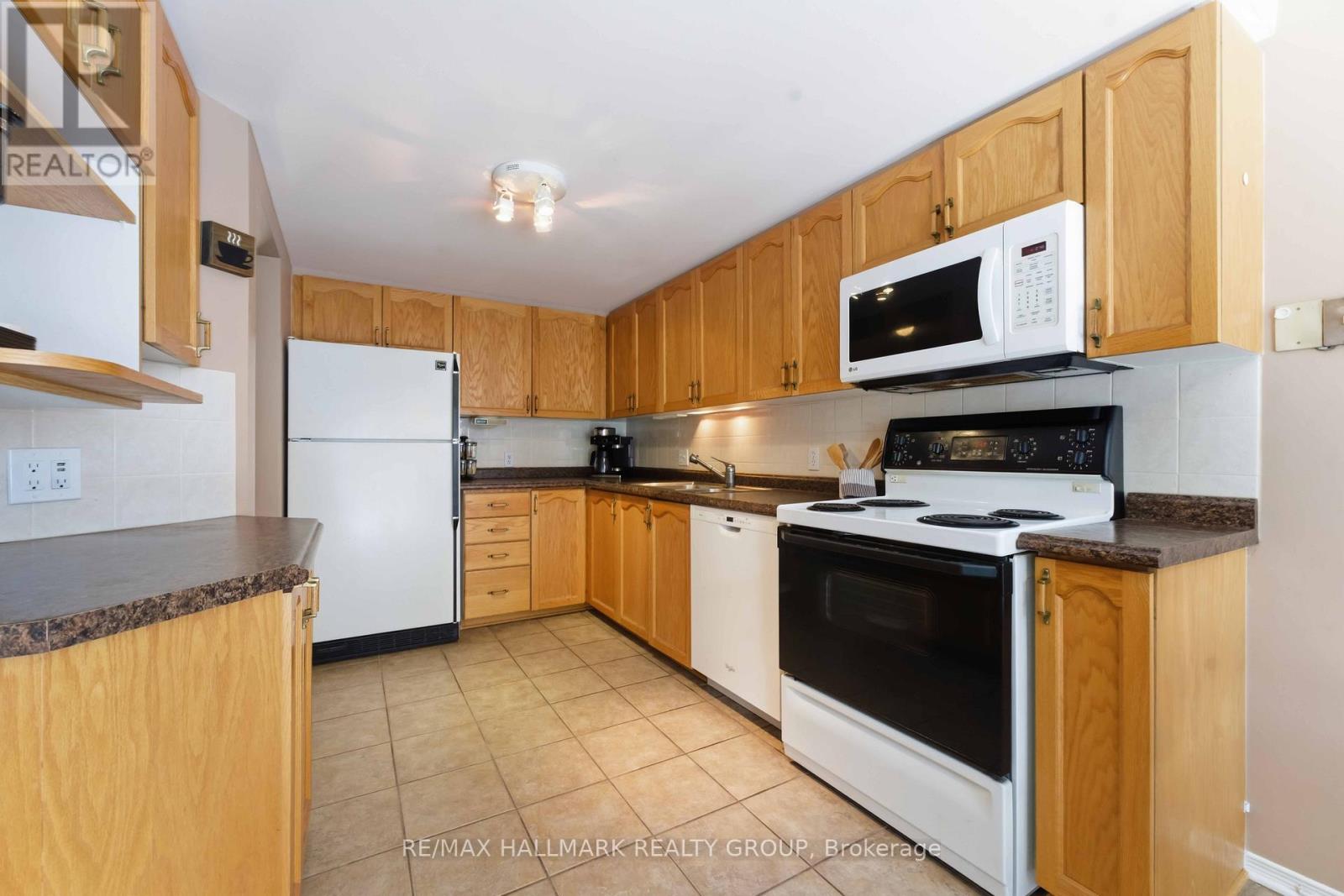 21 - 1660 Locksley Lane, Ottawa, Ontario  K1J 1B6 - Photo 24 - X12814936