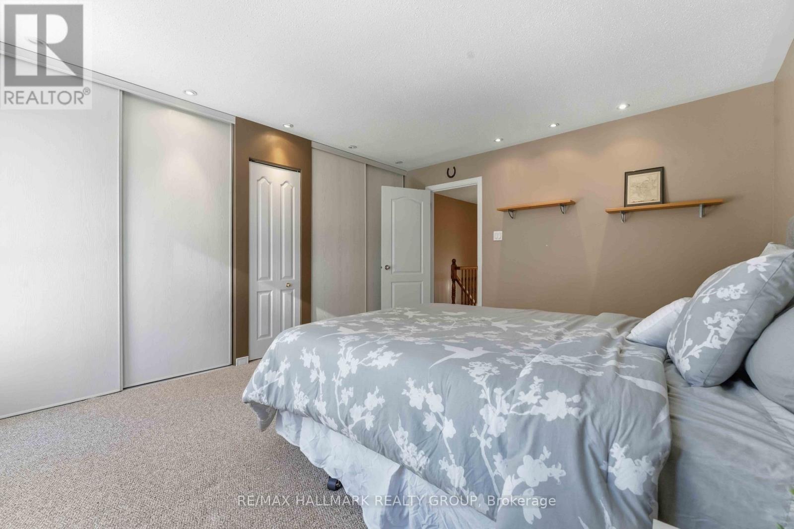 21 - 1660 Locksley Lane, Ottawa, Ontario  K1J 1B6 - Photo 31 - X12814936