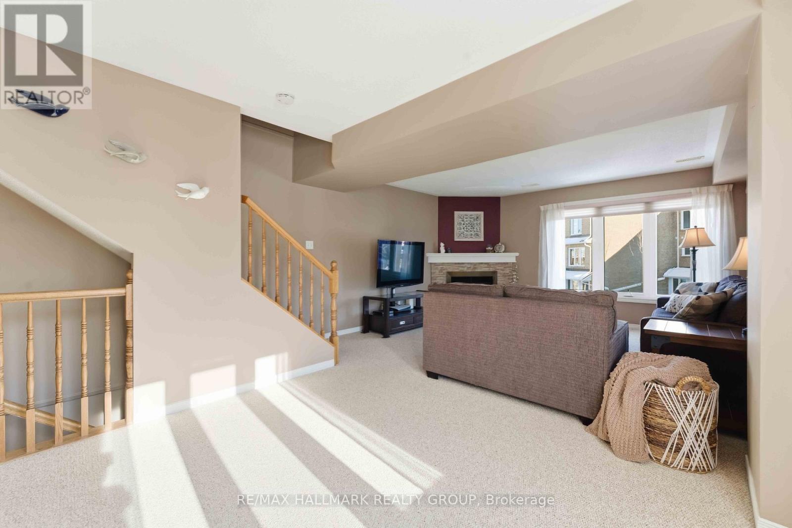 21 - 1660 Locksley Lane, Ottawa, Ontario  K1J 1B6 - Photo 8 - X12814936