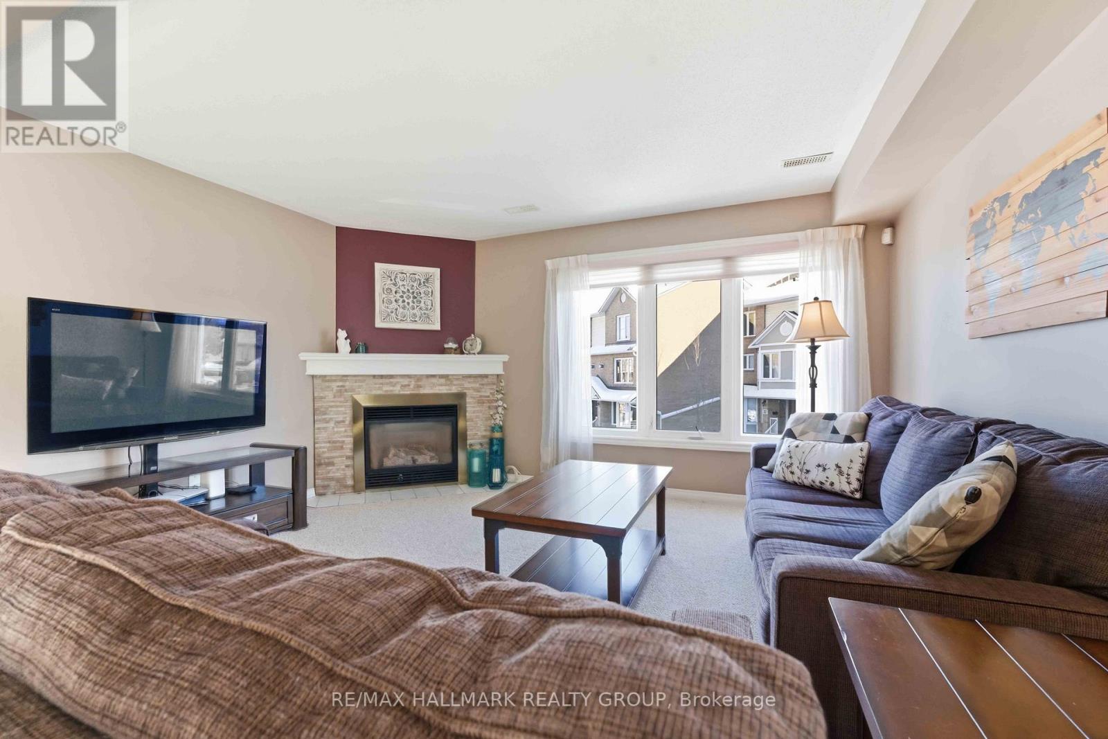 21 - 1660 Locksley Lane, Ottawa, Ontario  K1J 1B6 - Photo 9 - X12814936