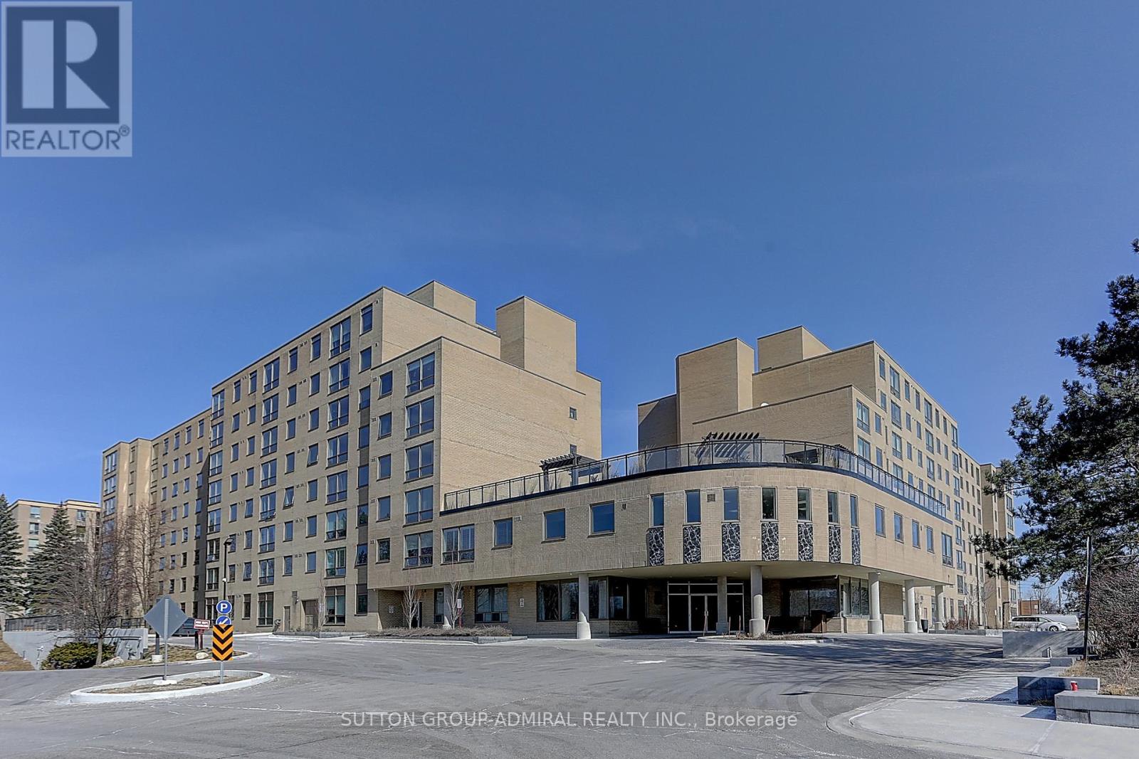 416 - 326 MAJOR MACKENZIE DRIVE E, Richmond Hill, Ontario