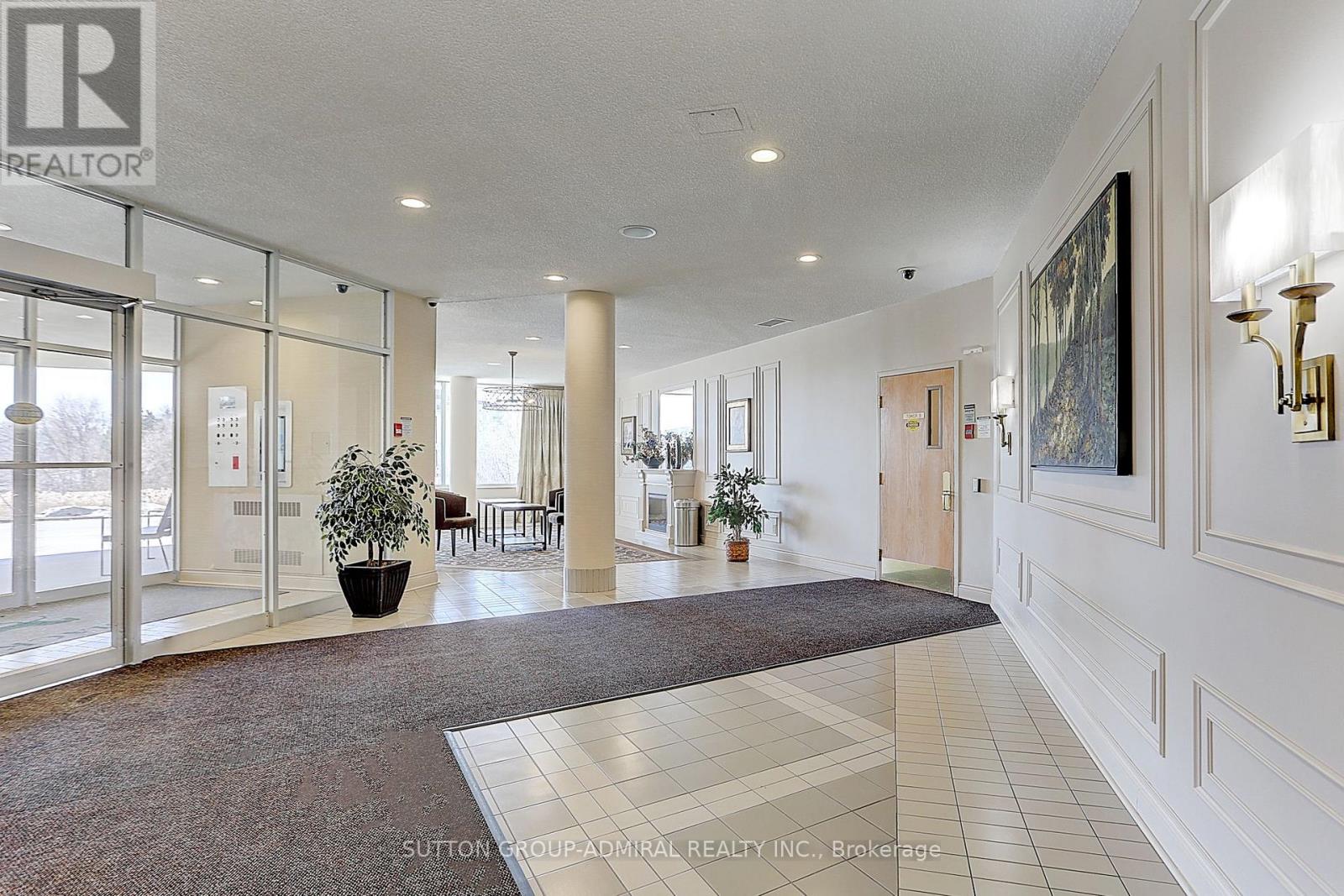 416 - 326 Major Mackenzie Drive E, Richmond Hill, Ontario  L4C 8T4 - Photo 3 - N12803964