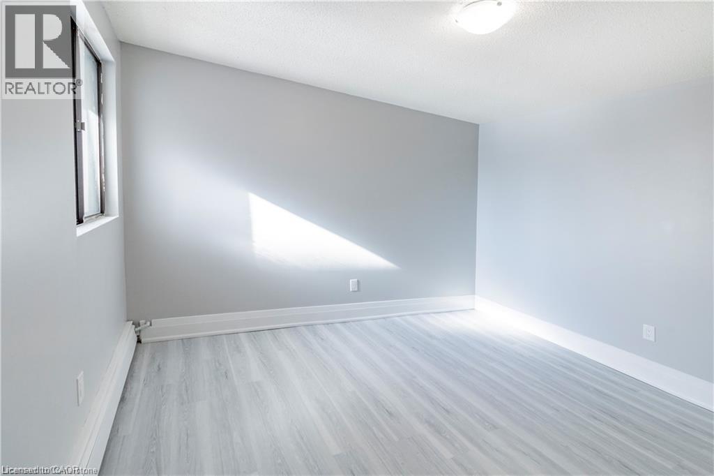 4422 Huron Street Unit# 406, Niagara Falls, Ontario  L2E 7C8 - Photo 7 - 40806428