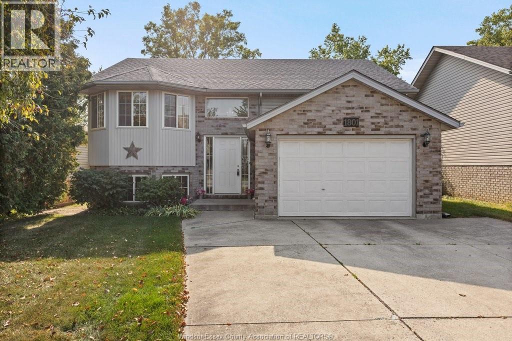 MLS# 26003844: 1801 DOMINION, Windsor, Canada