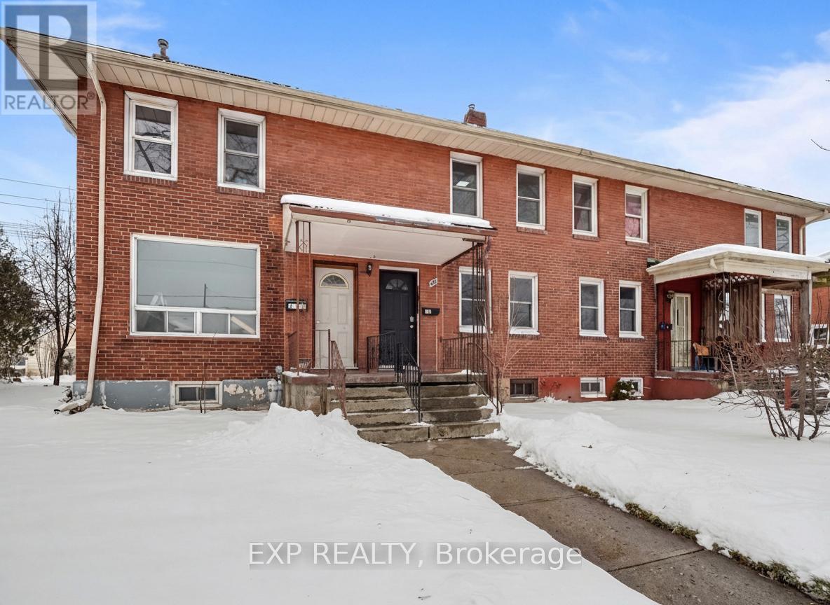 197 Lincoln Street, Welland, Ontario  L3B 4M8 - Photo 1 - X12814830