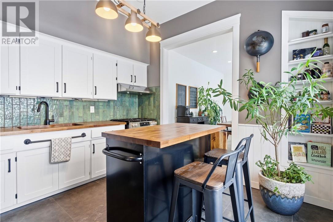 983 Buckingham Drive, Sudbury, Ontario  P3A 1E9 - Photo 3 - 2126534