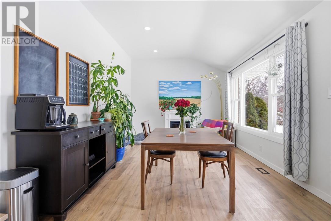 983 Buckingham Drive, Sudbury, Ontario  P3A 1E9 - Photo 7 - 2126534