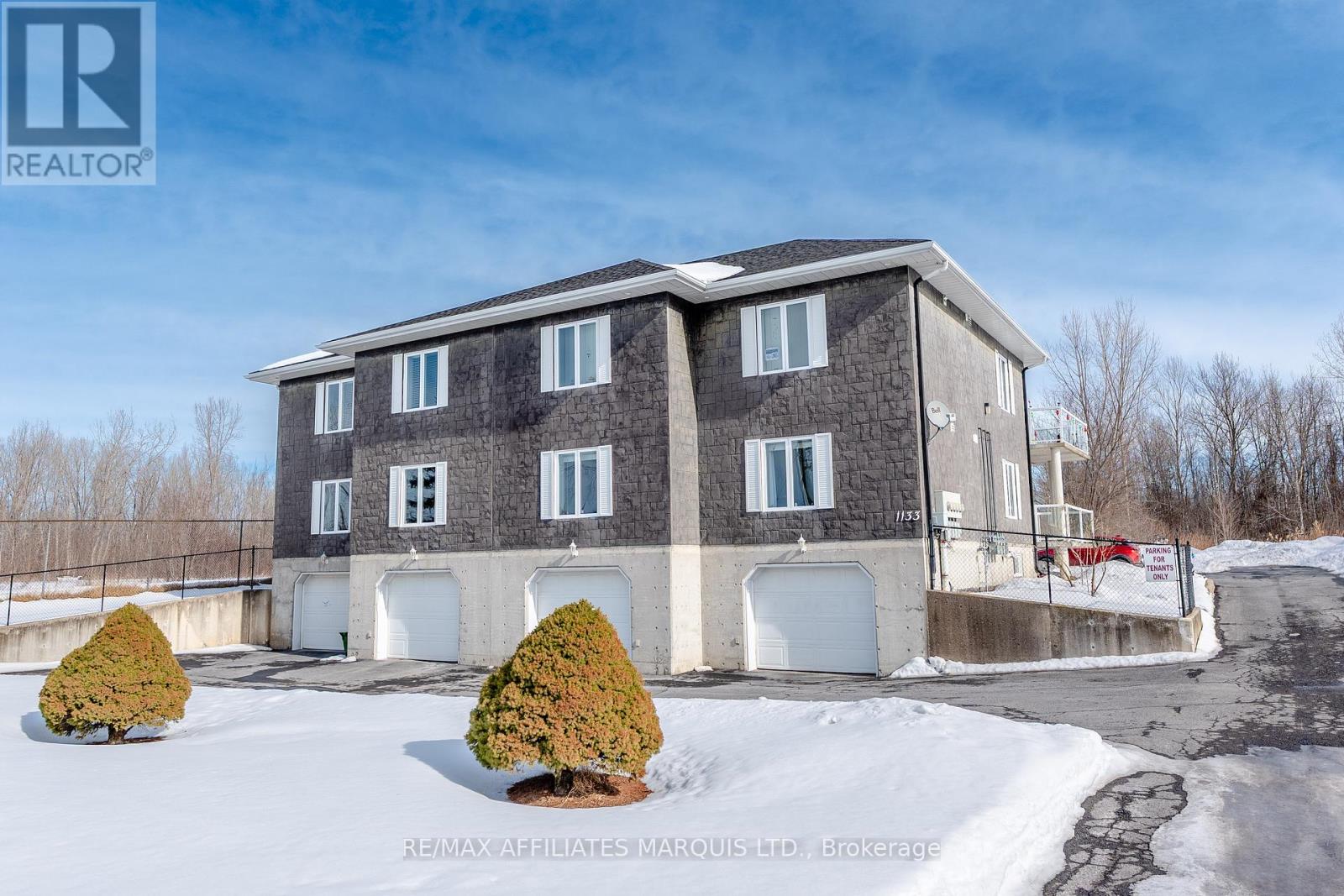 1133 Carleton Street, Cornwall, Ontario  K6H 7N8 - Photo 2 - X12814838