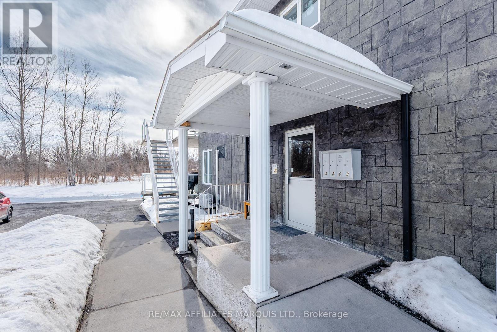 1133 Carleton Street, Cornwall, Ontario  K6H 7N8 - Photo 8 - X12814838