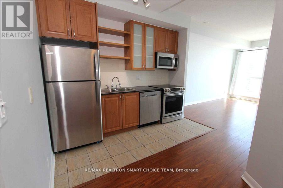 2703 - 600 Fleet Street, Toronto, Ontario  M5V 1B7 - Photo 4 - C12814822