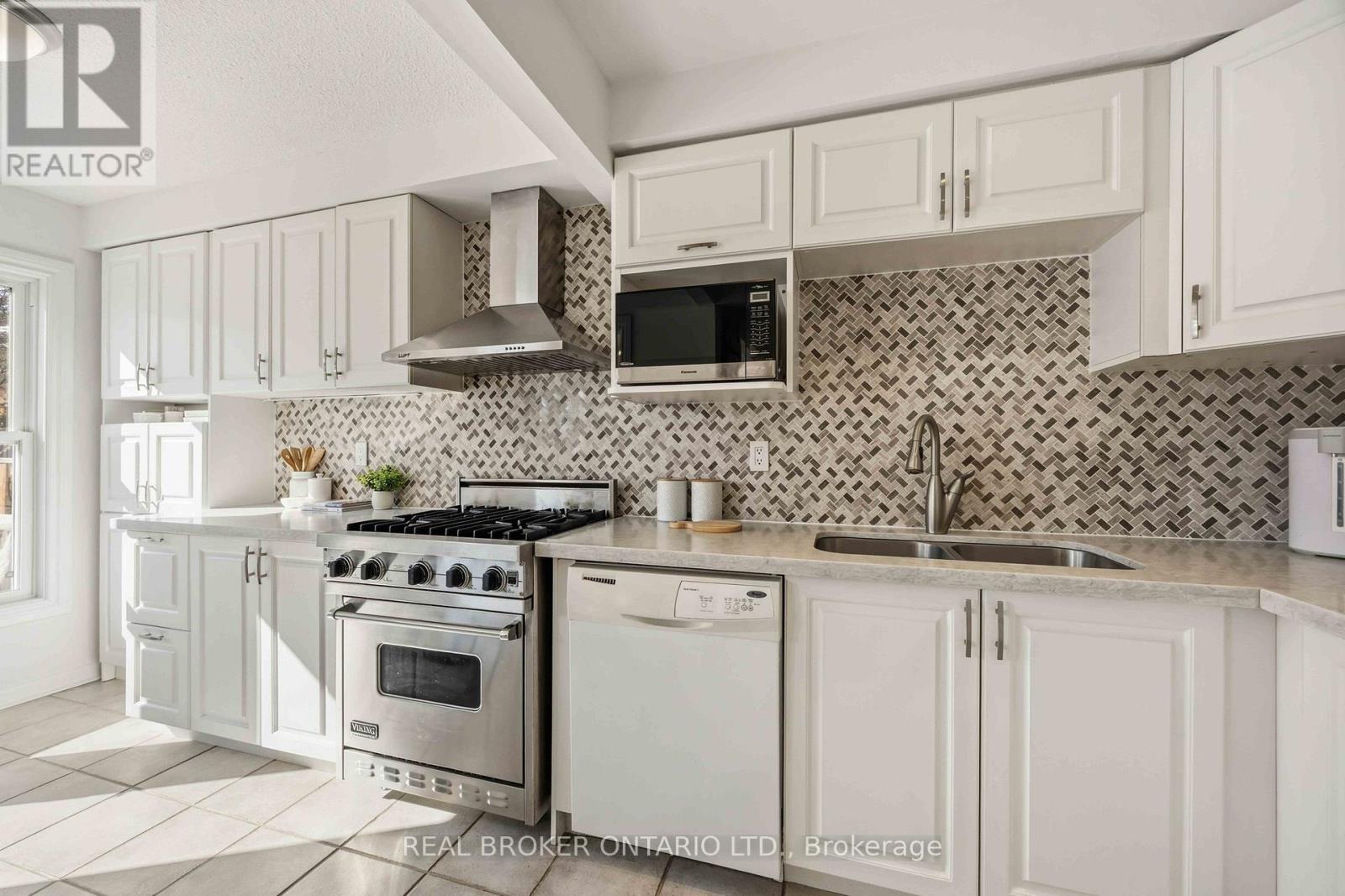 5 Remora Royal Way, Toronto, Ontario  M2H 1L2 - Photo 13 - C12814864