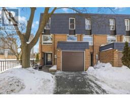 5 REMORA ROYAL WAY, Toronto, Ontario