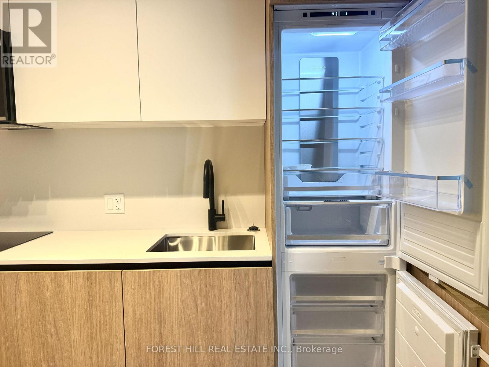 701 - 35 Parliament Street, Toronto, Ontario  M5A 2Y2 - Photo 8 - C12814880